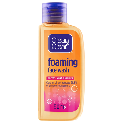 Clean and Clear Essentials Foaming Facial Cleanser 50ml